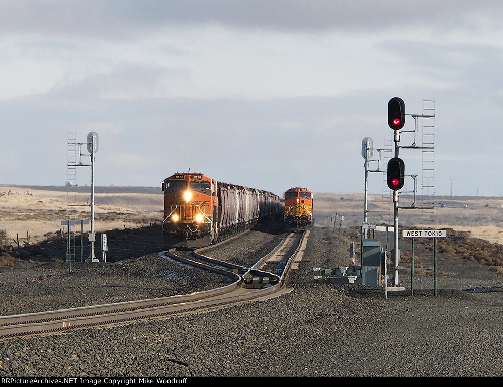 BNSF 8178